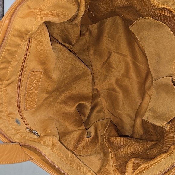 Large Tano Tan Leather Tote Bag - Picture 9 of 13